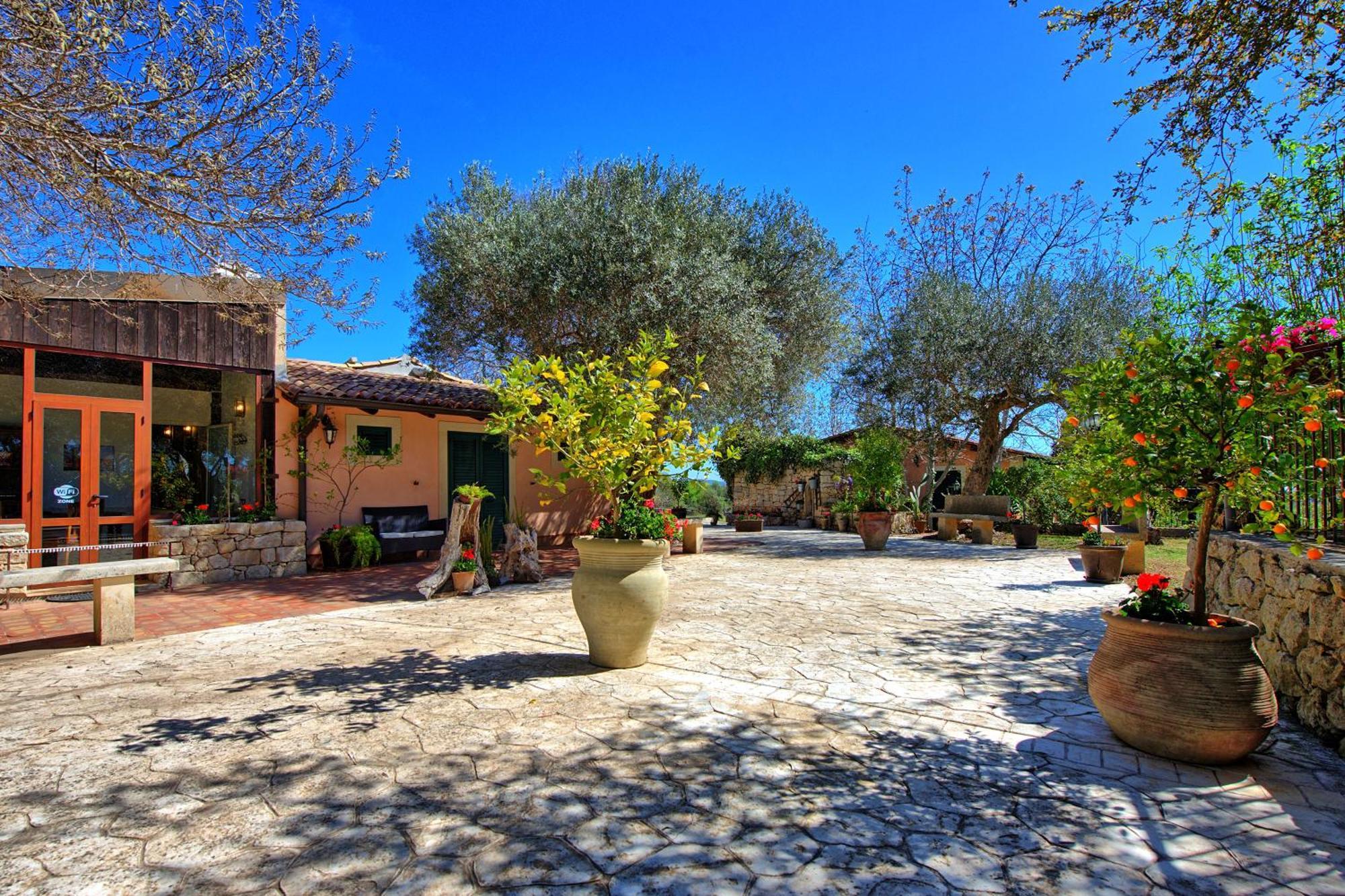 Villa Maddalena By Posarellivillas Palazzolo Acreide Exterior photo