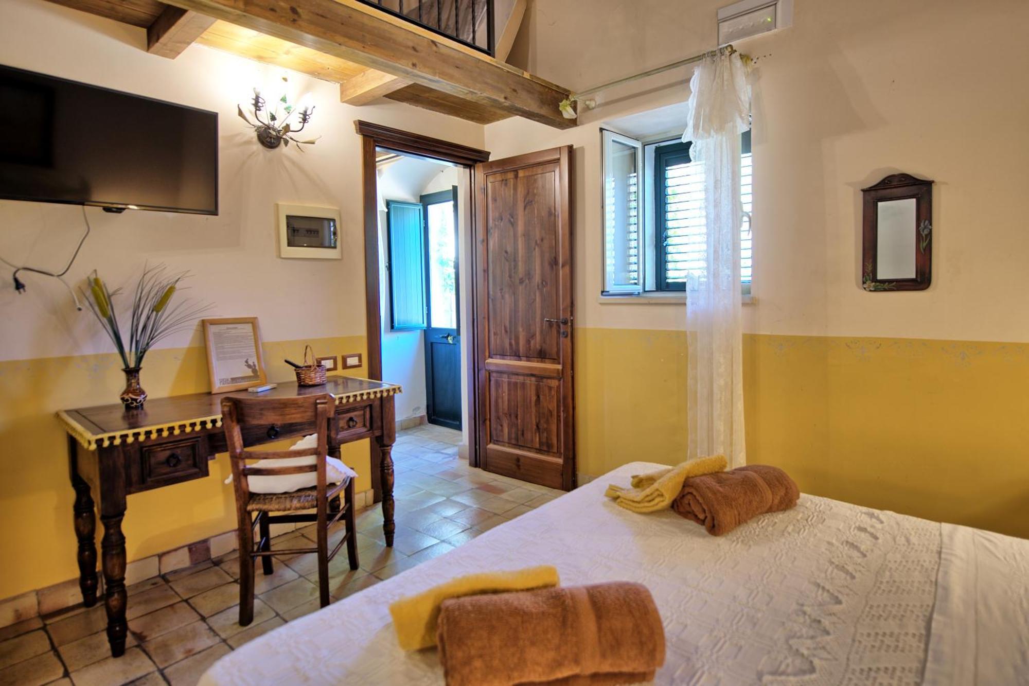 Villa Maddalena By Posarellivillas Palazzolo Acreide Exterior photo